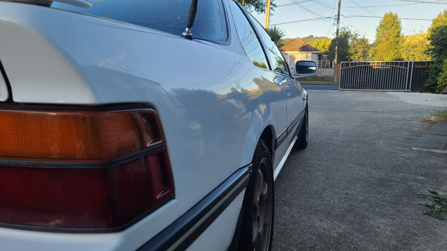 landscape detailed car finish